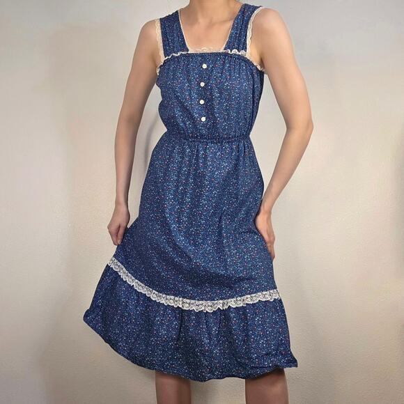 Vintage Dresses & Skirts - Vintage Prairie Dress Blue Floral Lace Trim Cottage Midi Dress Mirco Dark Floral